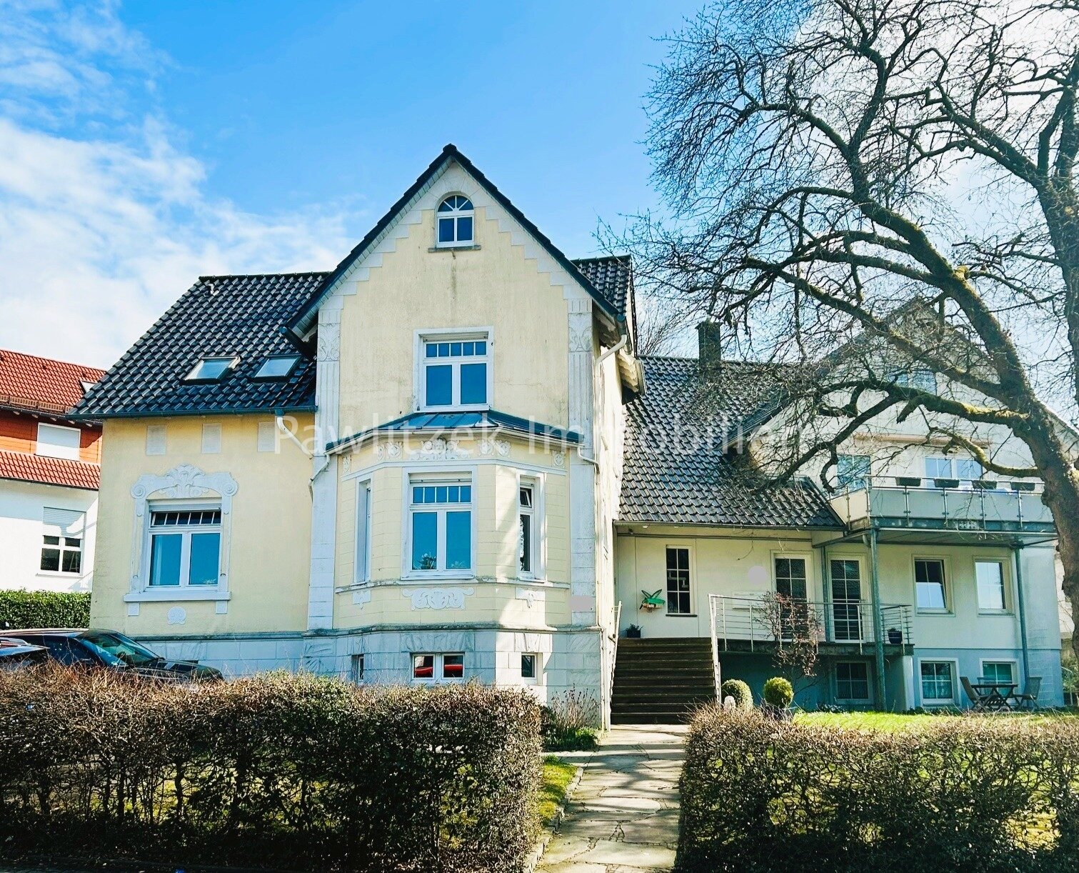 Straßenansicht Gesamtobjekt Straßenansicht Gesamtobjekt