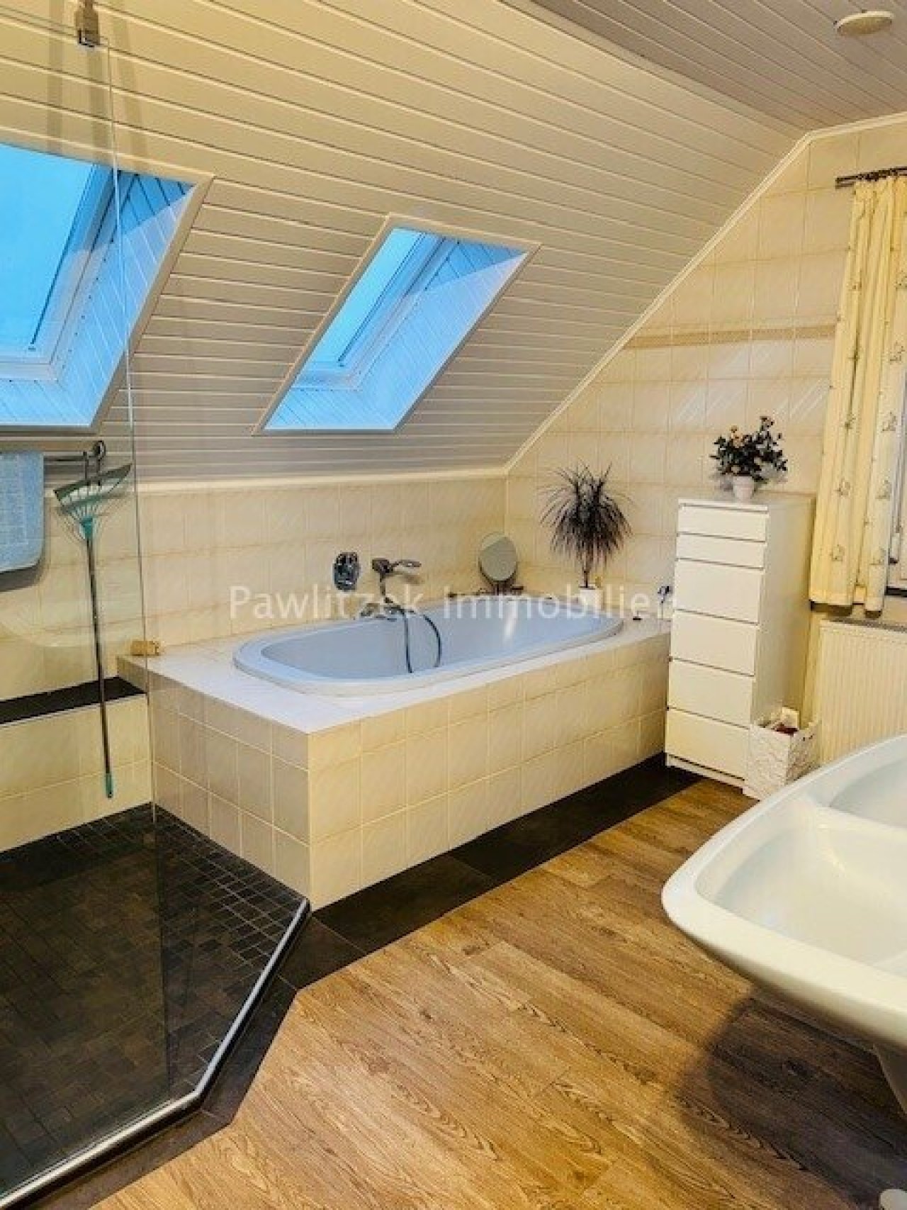 Wanne Wohnung 1 Wanne Wohnung 1