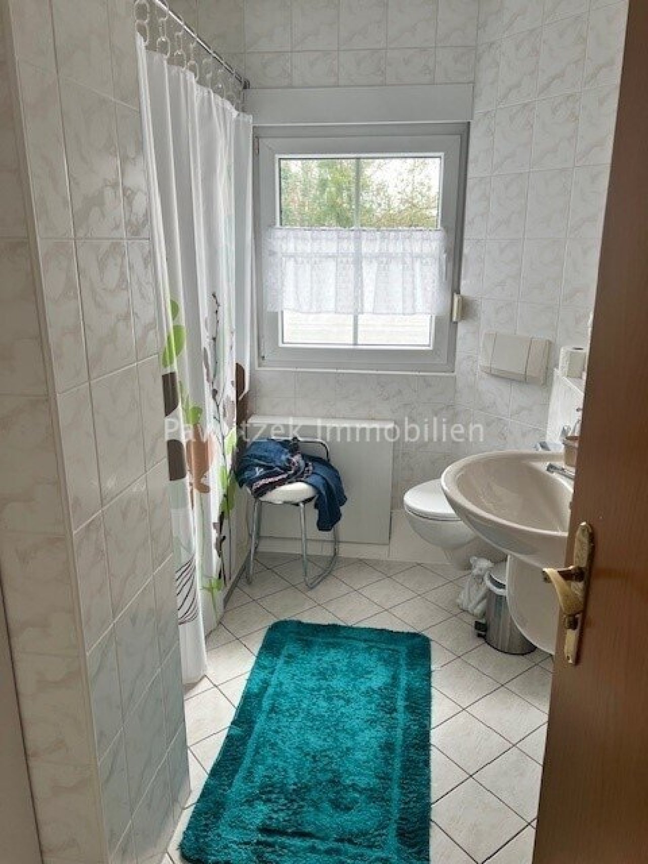 Bad mit Dusche Wohnung 3 Bad mit Dusche Wohnung 3